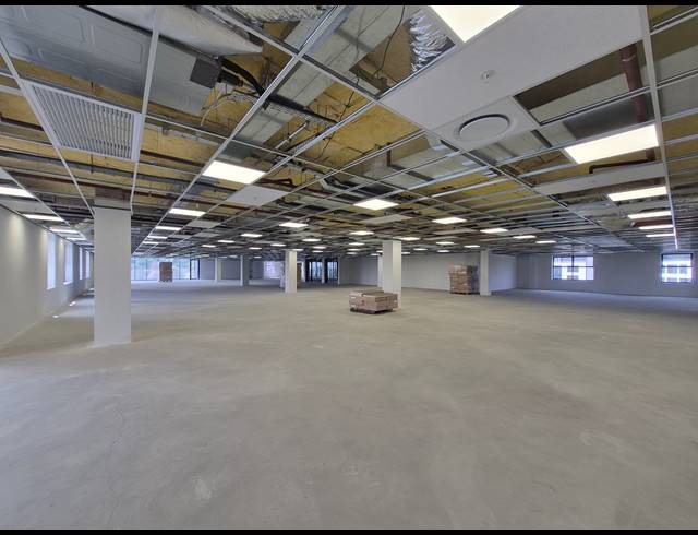 1,387M² OFFICE TO LET IN GLENADRIENNE